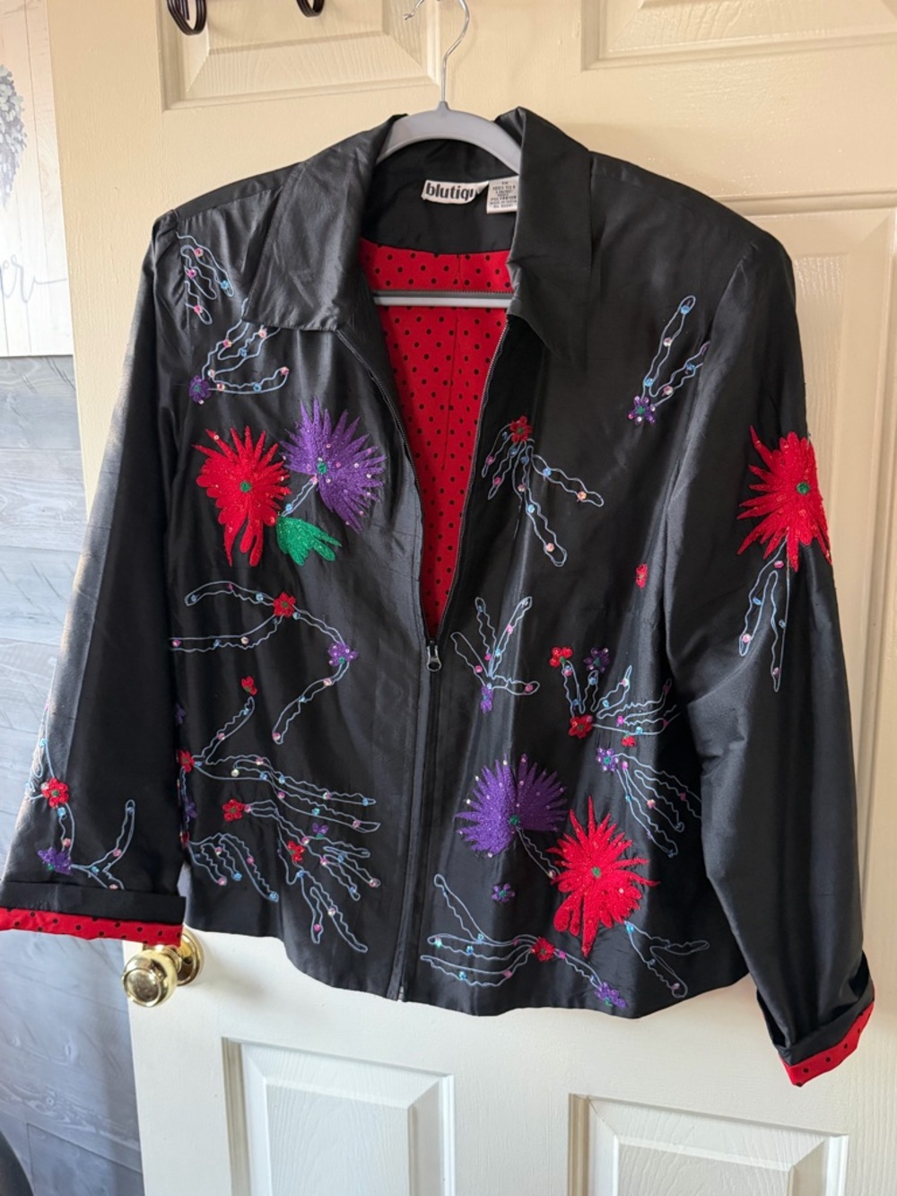 Blk Floral Embroidered Zip Jacket by Blution